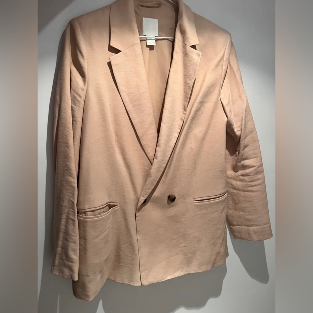 Blazer - Picture 2 of 2